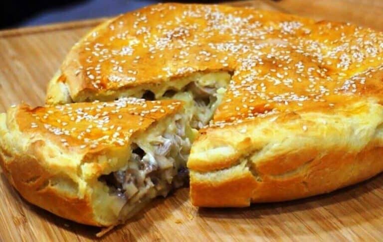 Cheesburger Kuchen Rezept, den schaffst du niemals alleine zu essen