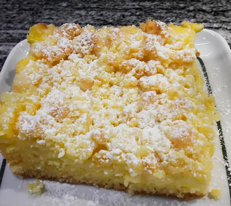 Versunkener Streuselkuchen mit Vanillepudding Rezept