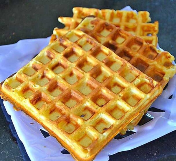 Buttermilch-Waffeln Rezept - Schnelle und Einfache Rezepte