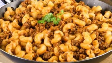 Cheeseburger Macaroni Rezept: One-Pot Abendessen