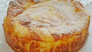 Schneller bodenloser Apfel-Käsekuchen Rezept