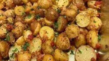 Knusprige Knoblauchkartoffeln mit Parmesan Rezept