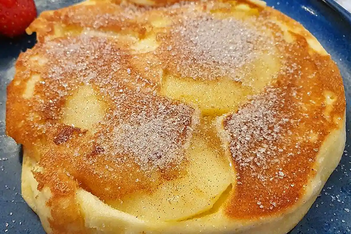 Dicke Obst-Pfannkuchen Rezept - Schnelle und Einfache Rezepte