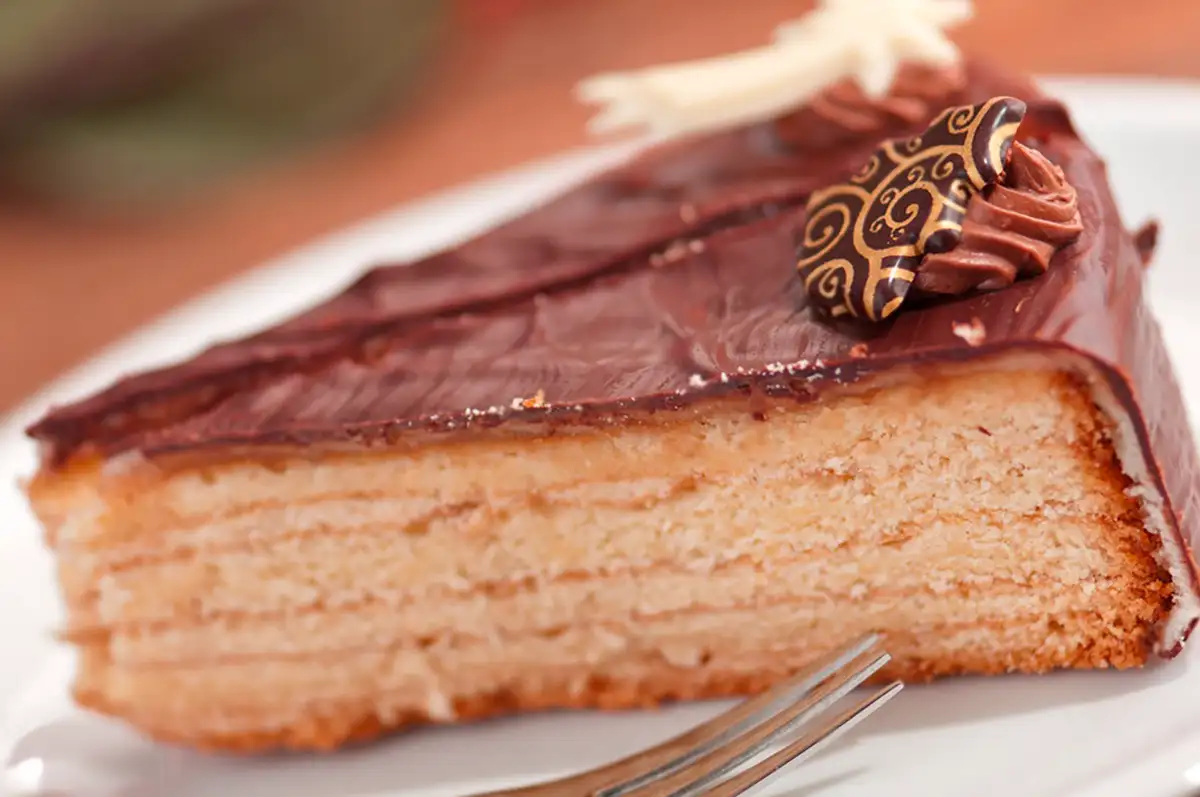 Klassisches Baumkuchen Rezept: Ein Schicht für Schicht Genuss