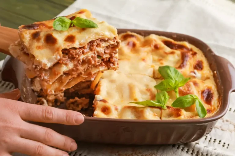 Béchamel-Hackfleisch-Lasagne Rezept