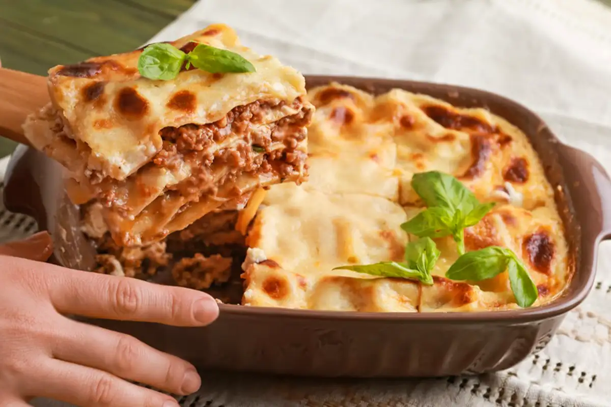 Béchamel-Hackfleisch-Lasagne Rezept - Schnelle Und Einfache Rezepte