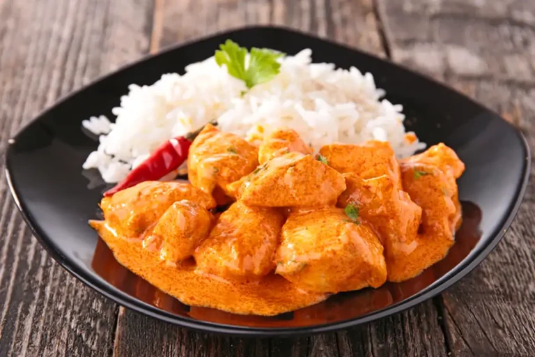 Indisches Butter Chicken aus dem Ofen Rezept