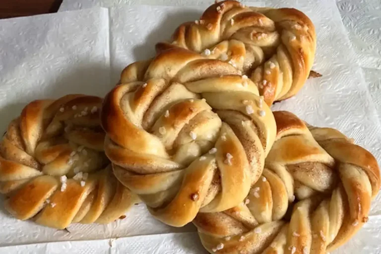 Schwedische Zimtschnecken - Kanelbullar Rezept